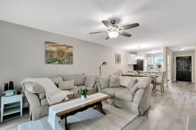 MLS: A4530486 Condo For Sale