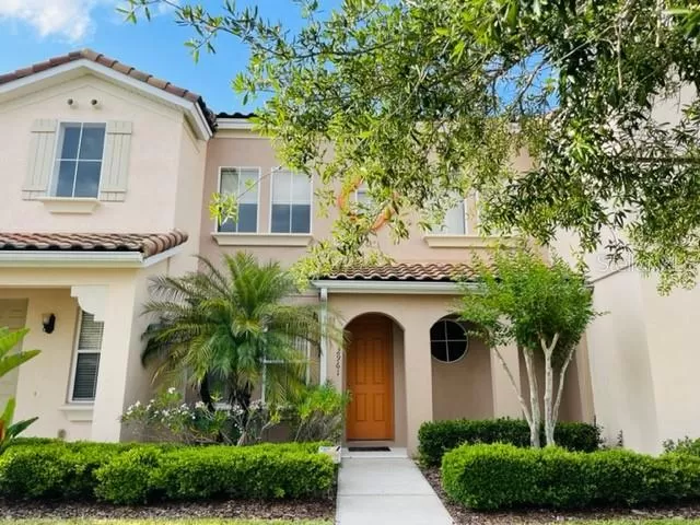 MLS: A4536407 Condo For Sale