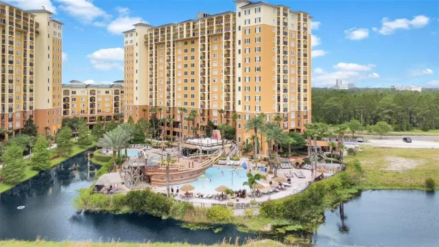 MLS: A4537036 Condo For Sale