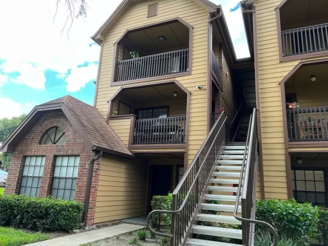 MLS: A4546384 Condo For Sale