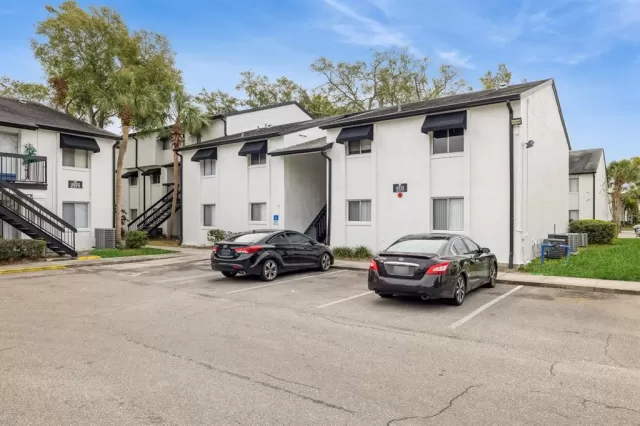 MLS: A4633504 Condo For Sale