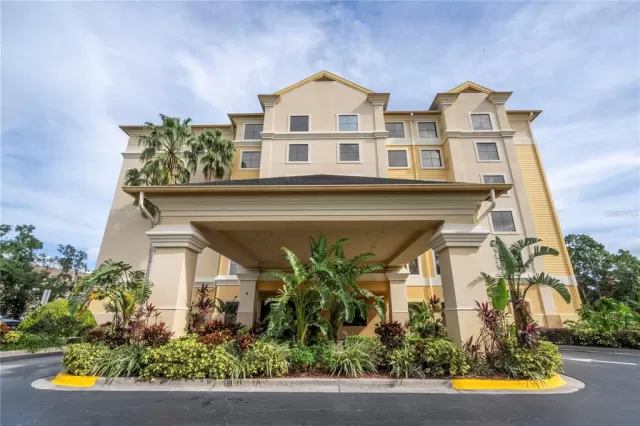 MLS: A4643860 Condo For Sale