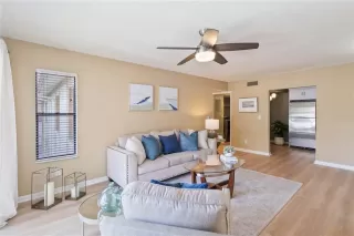 Photo #5: A4666395 Listing 