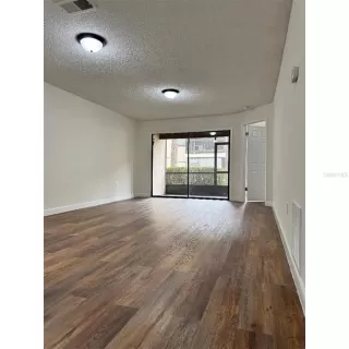 Photo #2: A4687624 Listing