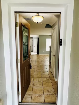 Photo #2: A4694550 Listing