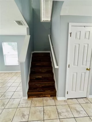 Photo #3: A4694550 Listing