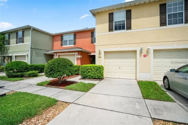 MLS: C7446826 Condo For Sale