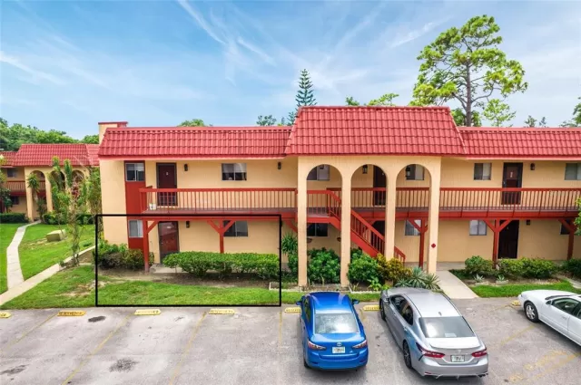 MLS: C7465196 Condo For Sale