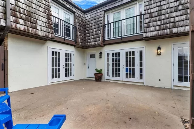 MLS: C7514746 Condo For Sale