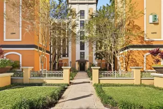 Photo #1: C7518095 Listing