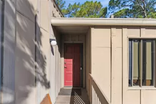 Photo #2: C7518979 Listing