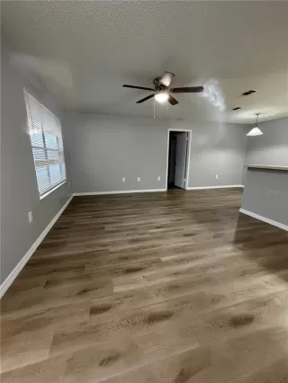 Photo #4: C7519658 Listing