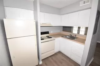 Photo #2: C7523953 Listing