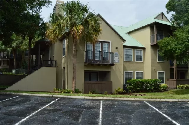 MLS: G5021483 Condo For Sale