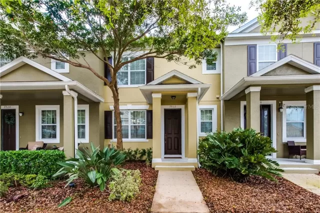 MLS: G5026684 Condo For Sale