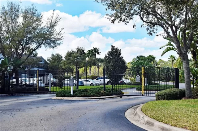 MLS: G5039417 Condo For Sale