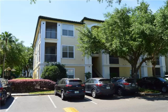 MLS: G5040647 Condo For Sale