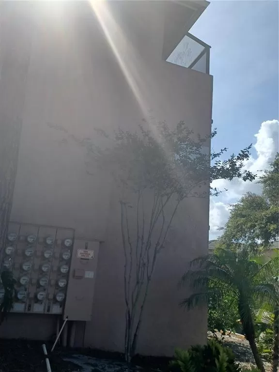 MLS: G5042828 Condo For Sale