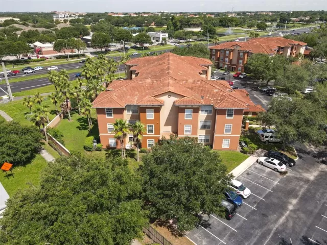 MLS: G5044355 Condo For Sale