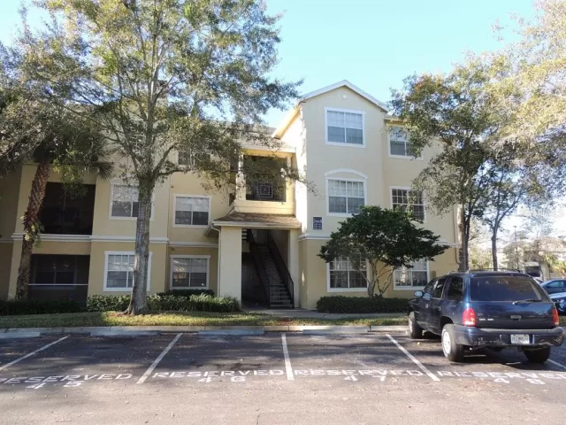 MLS: G5044385 Condo For Sale