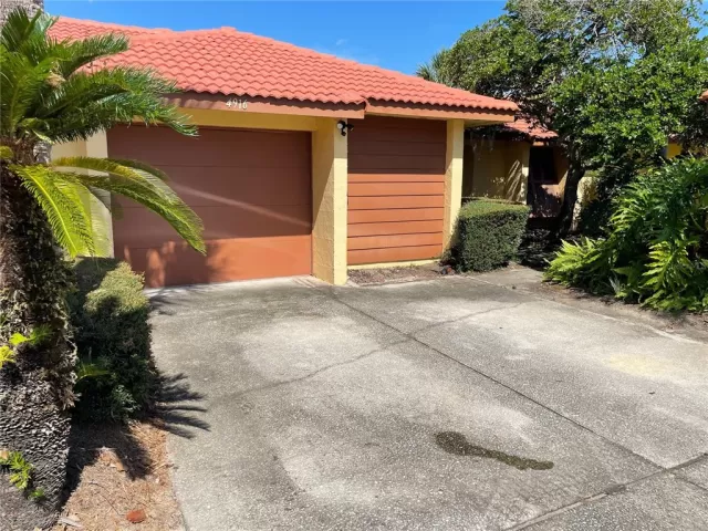 MLS: G5045254 Condo For Sale