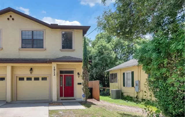 MLS: G5045823 Condo For Sale