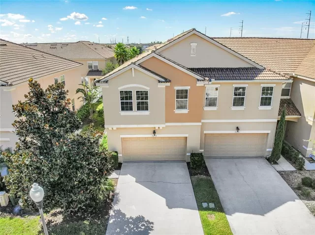 MLS: G5047221 Condo For Sale