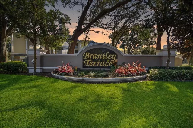 MLS: G5050000 Condo For Sale