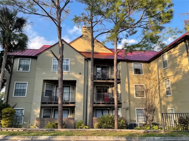 MLS: G5050540 Condo For Sale