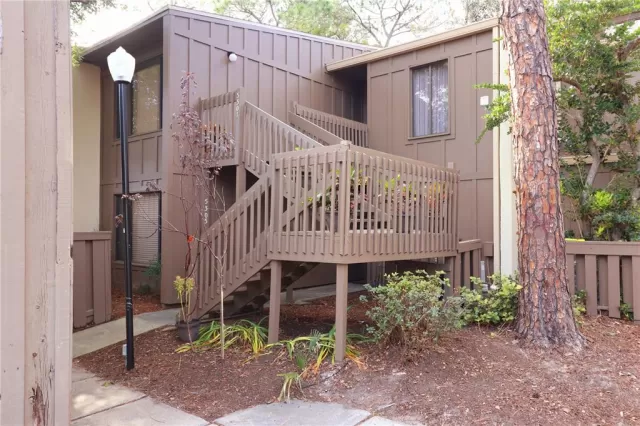 MLS: G5051338 Condo For Sale