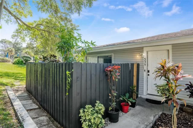 MLS: G5062046 Condo For Sale