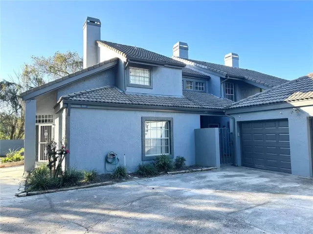 MLS: G5063330 Condo For Sale