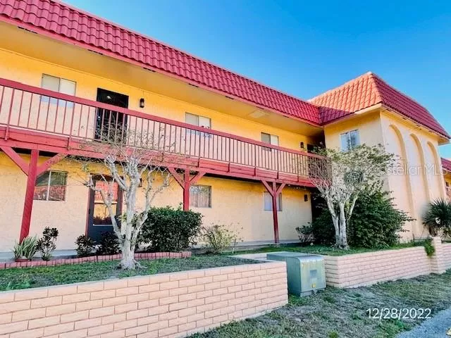 MLS: G5063858 Condo For Sale