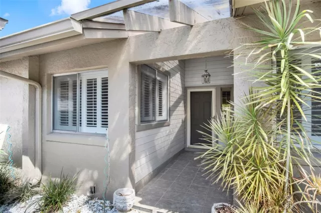 MLS: G5066961 Condo For Sale