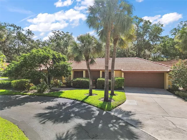 MLS: G5068620 Condo For Sale