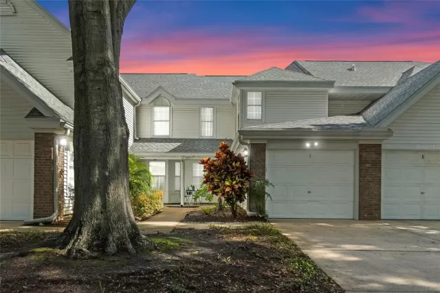 MLS: G5084238 Condo For Sale