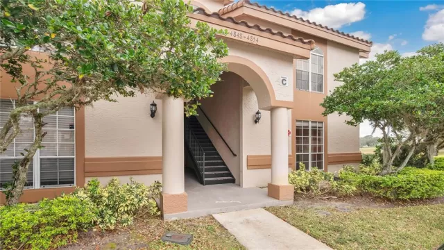 MLS: G5090220 Condo For Sale