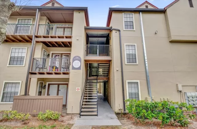 MLS: G5092252 Condo For Sale