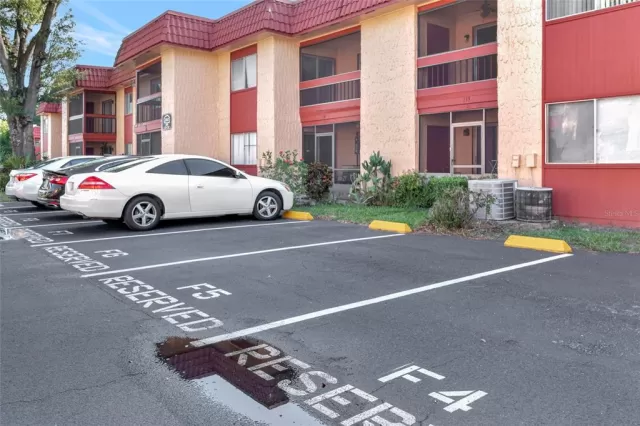 MLS: G5099819 Condo For Sale