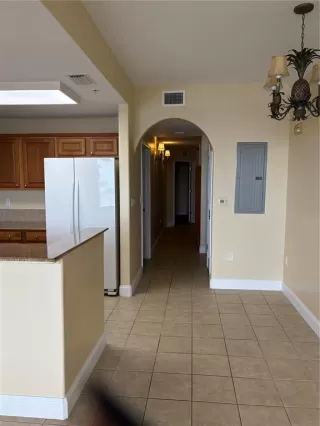 Photo #4: G5100540 Listing