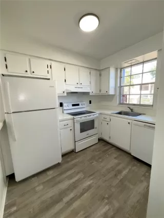 Photo #4: G5103457 Listing