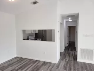 Photo #4: G5107235 Listing