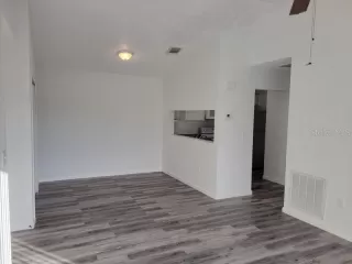 Photo #5: G5107235 Listing