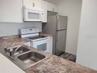 Photo #6: G5107235 Listing