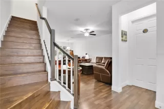 Photo #4: G5109851 Listing