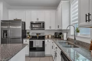 Photo #2: G5109937 Listing 