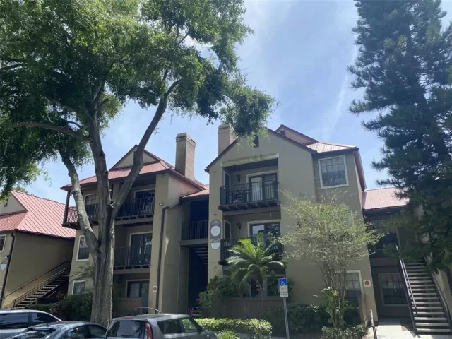 MLS: G5110047 Condo For Sale