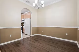 Photo #6: G5110204 Listing