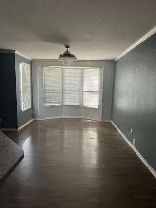 Photo #3: G5112243 Listing