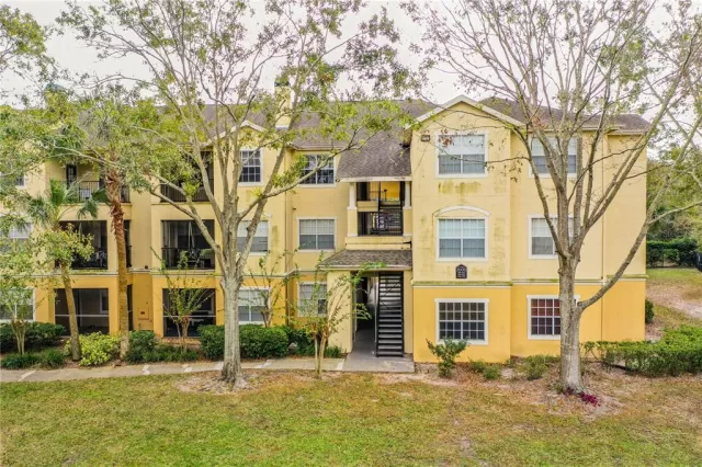 MLS: L4934357 Condo For Sale